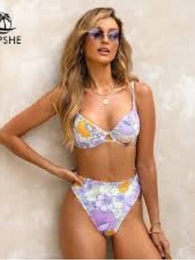 Cupshe Underwire Bikini Set - Pastel Floral set M